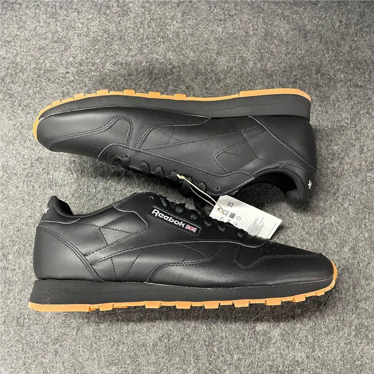 Reebok shoes - vs-176295 - vs-176295 - Black (UPC: 195734521812) 0