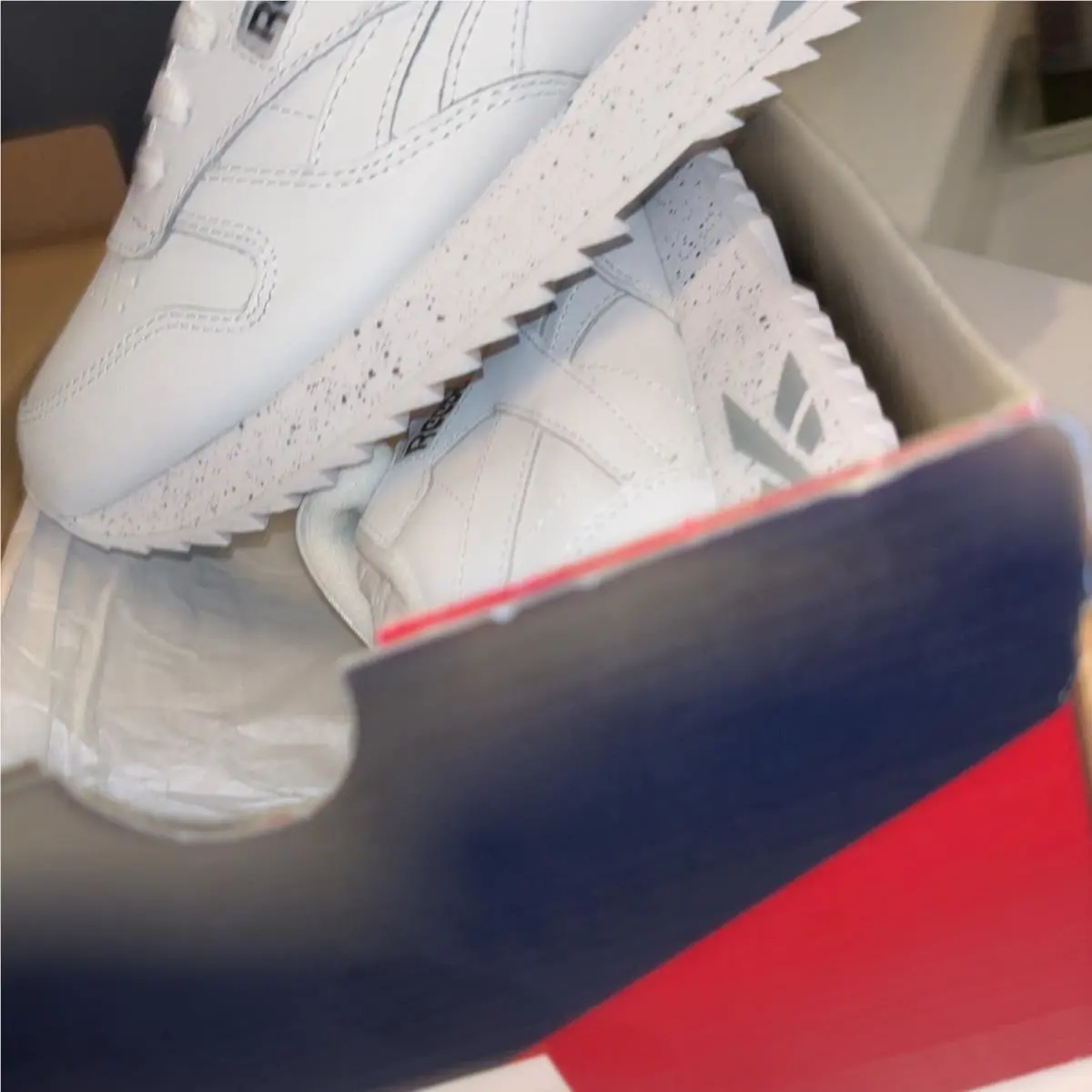 Reebok shoes - Reebok Classic Leather - Classic Leather - GZ1452 - White (UPC: 0195735622846) 0