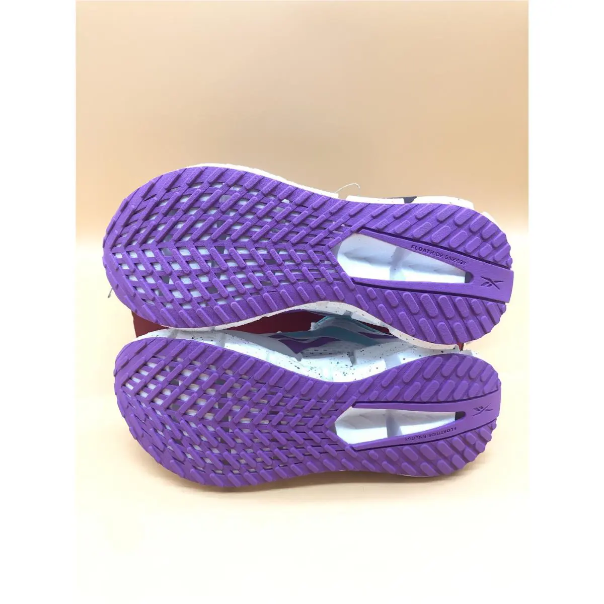 Reebok shoes - REEBOK FLOATZIG 1 - FLOATZIG - White 2