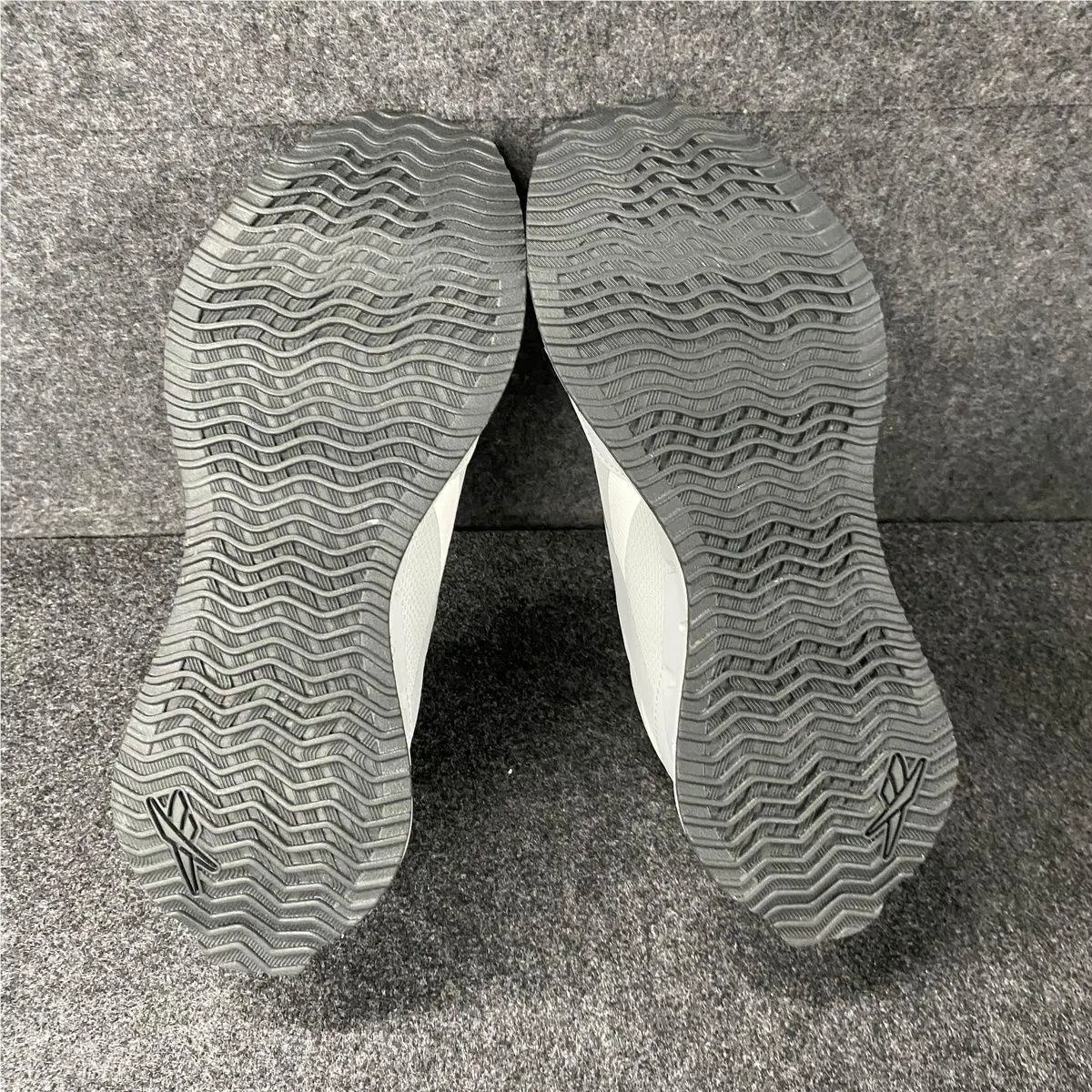 Reebok shoes - VS176913 - vs-176913 - Gray (UPC: 197225841973) 5