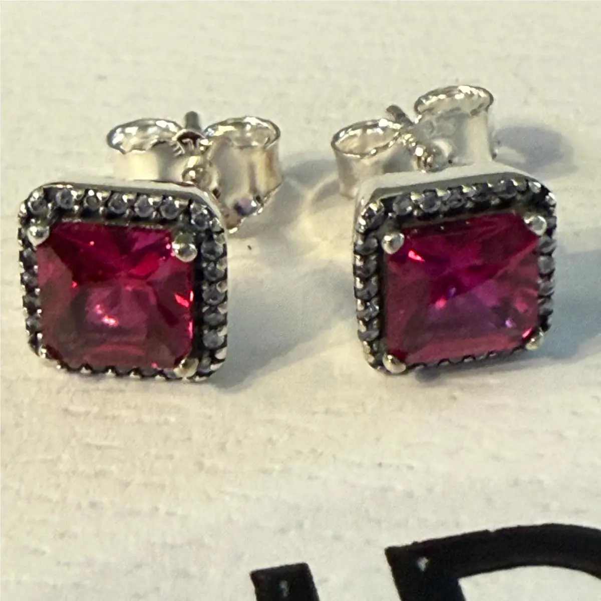 Pandora Timeless Elegance Magenta Square Stud Earring