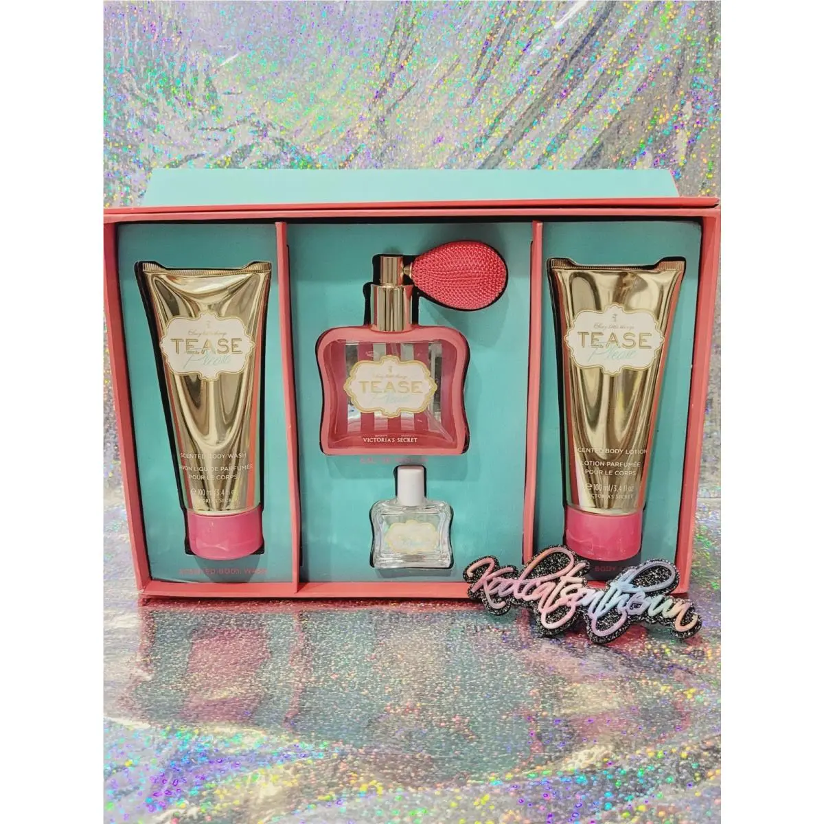 Victoria`s Secret Sexy Little Things Tease Please Eau de Parfum 4 Piece Gift Set