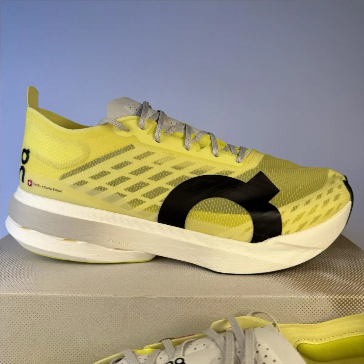 On-Running shoes - Cloudboom Strike - Cloudboom Strike - 3ME30483331 - Limelight / Wolf (Yellow / Gray / Black) 0