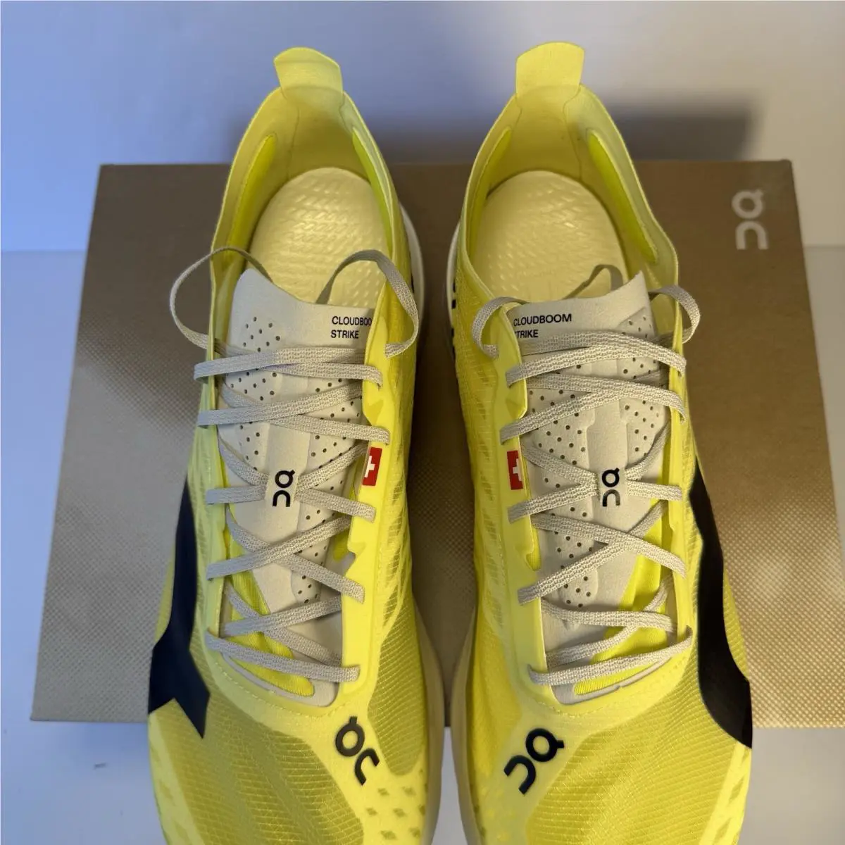 On-Running shoes - Cloudboom Strike - Cloudboom Strike - 3ME30483331 - Limelight / Wolf (Yellow / Gray / Black) 4