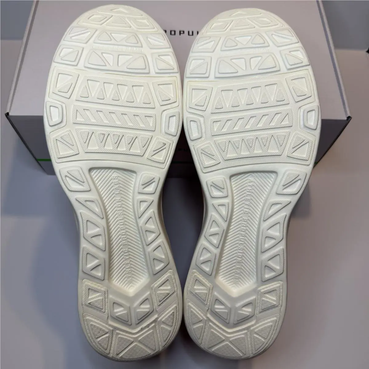 On-Running shoes - TechLoom Bliss - TechLoom Bliss - Blush / Ivory (UPC: 849274042206) 9