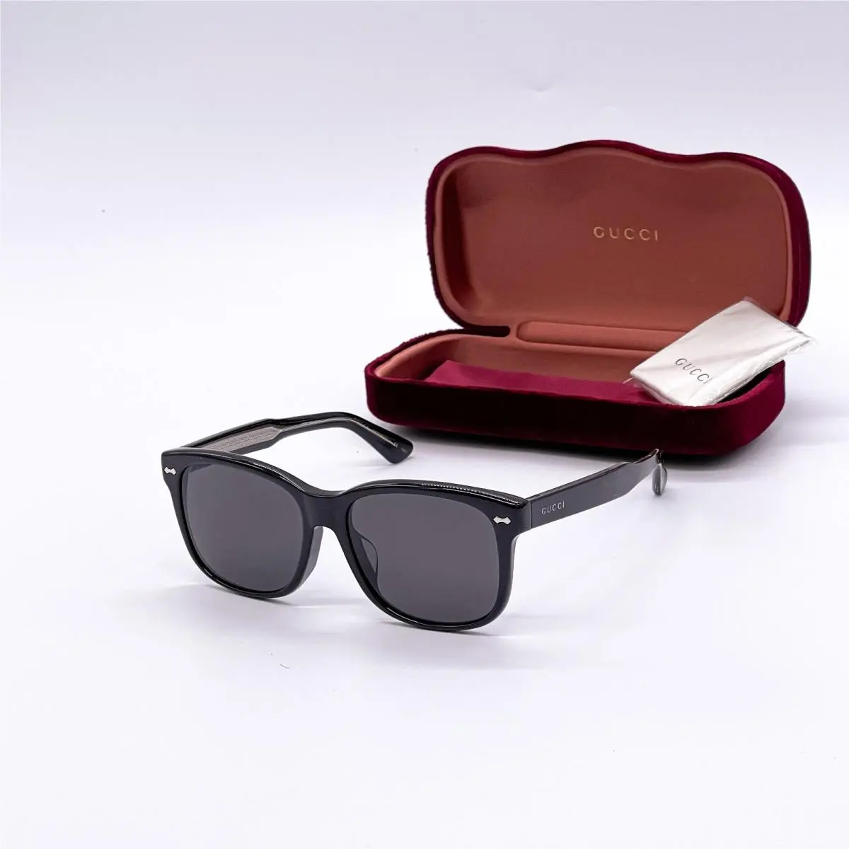 Gucci Sunglasses GG0050SA 001 Unisex Black Gucci Eyewear