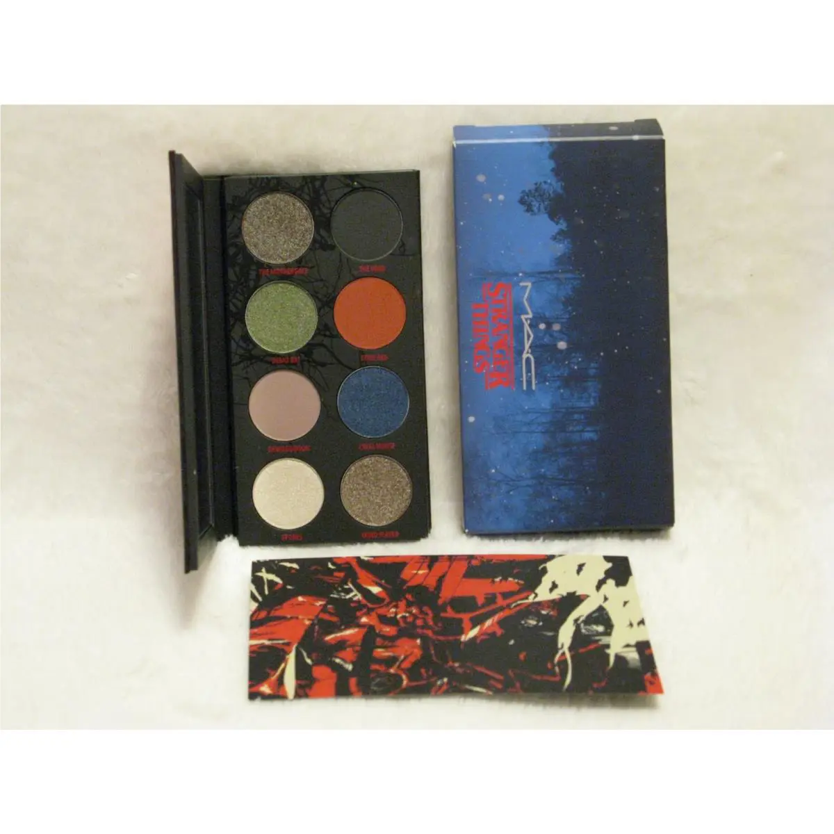 Mac Stranger Things Eye Shadow Palette `the Void` 8 Colors Limited Ed
