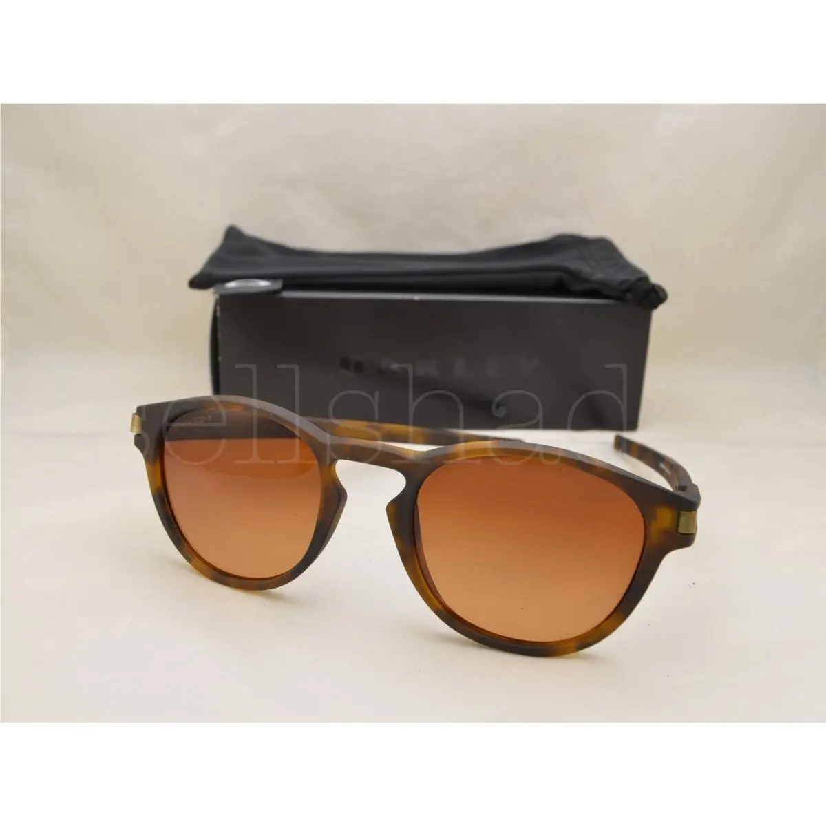 Oakley Latch OO9265-60 53 Matte Brown Tortoise with Prizm Brown Gradient Lens