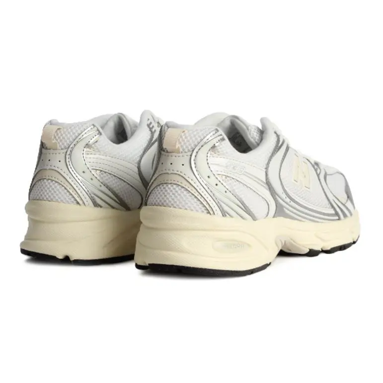 New Balance shoes - Silver Metallic/Linen 6