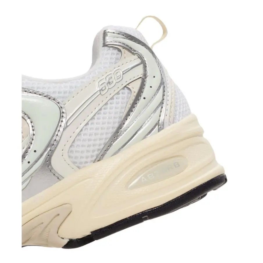 New Balance shoes - Silver Metallic/Linen 14