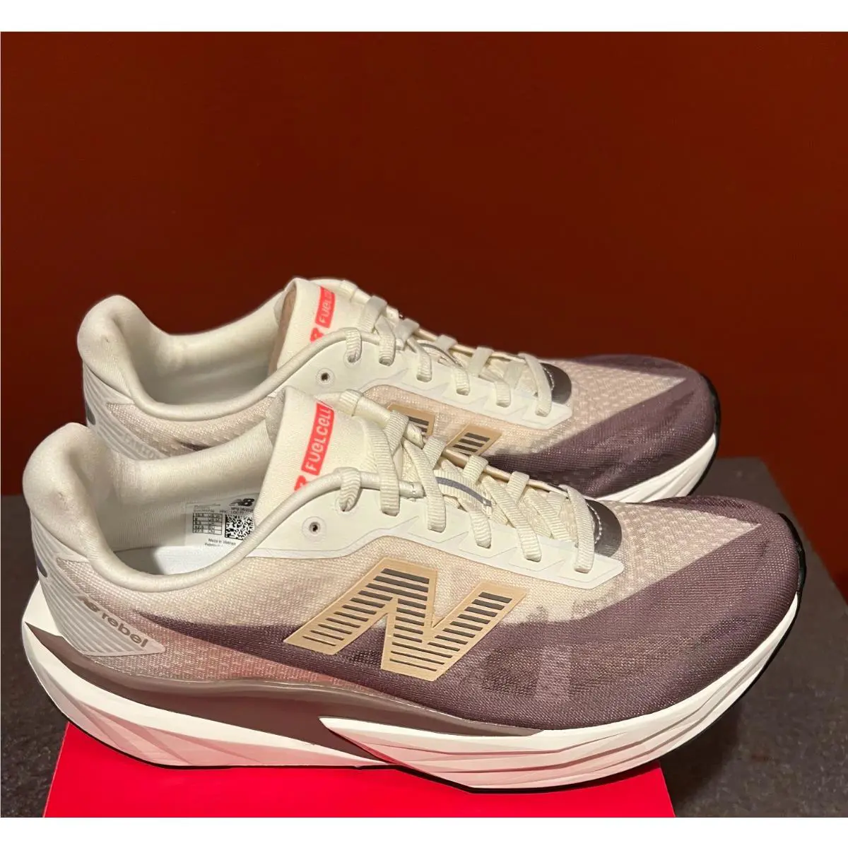 New Balance shoes - Beige Brown 1
