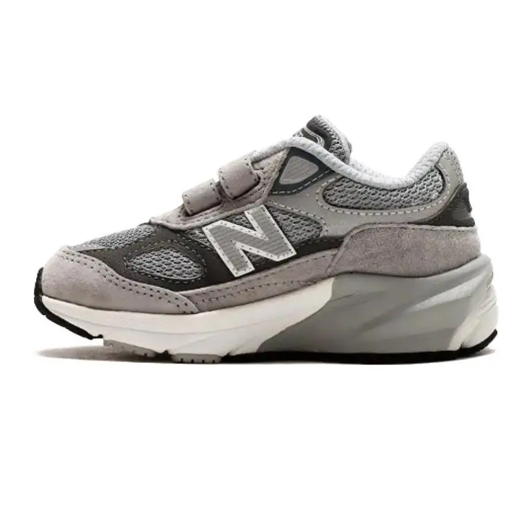 New Balance shoes - Grey/Silver 9