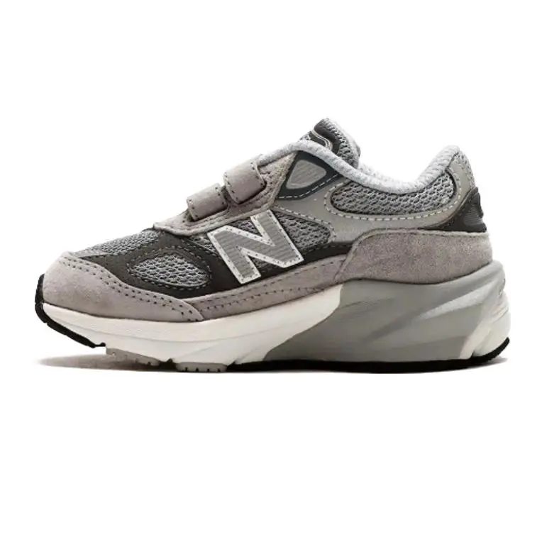 New Balance shoes - Grey/Silver 9