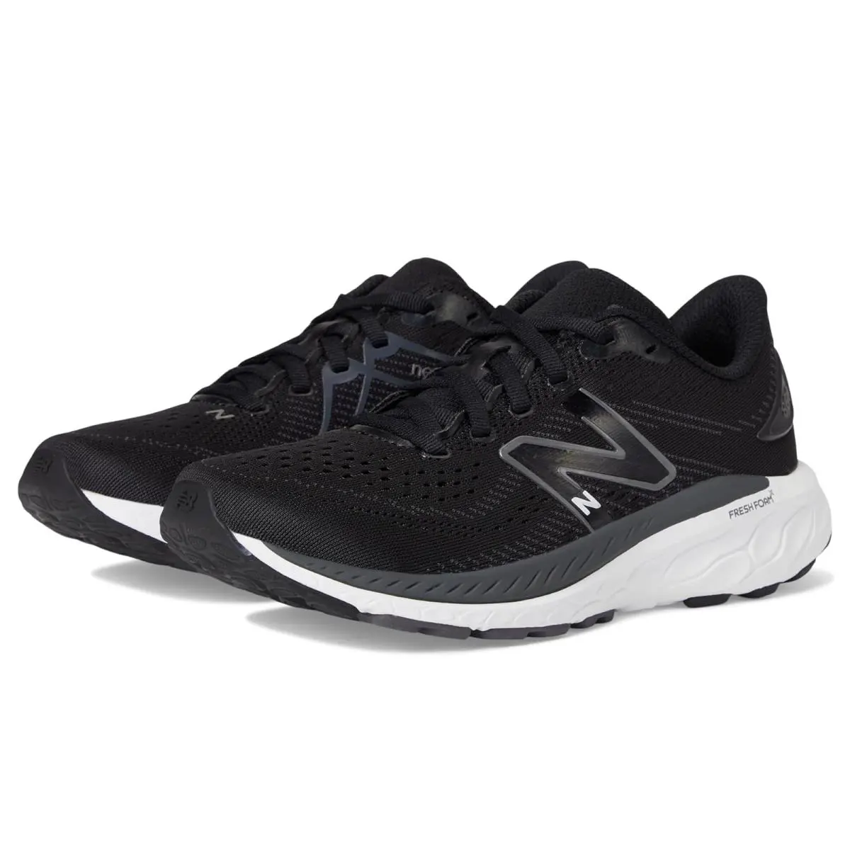 New Balance shoes - Black/White 6