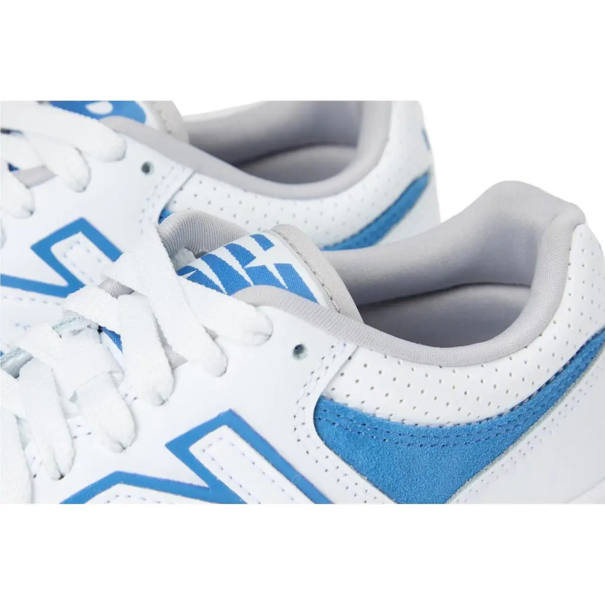 New Balance shoes - Timber Wolf/White 25