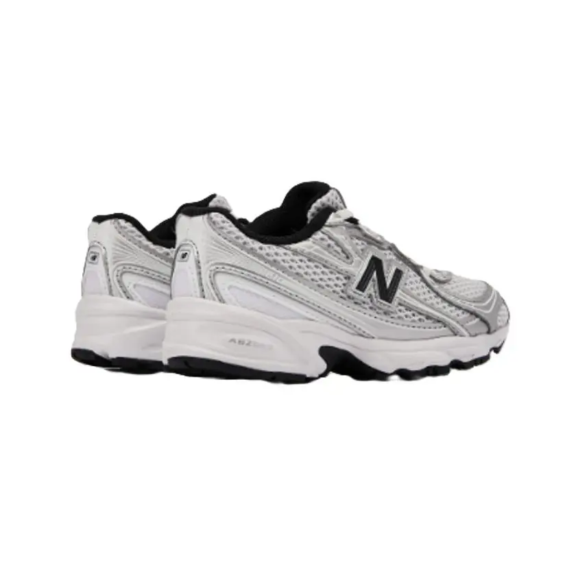 New Balance shoes - White/Silver/Black 5
