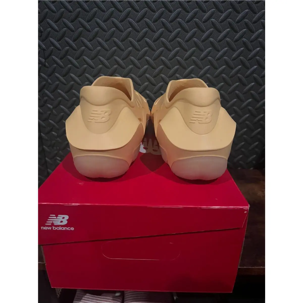 New Balance shoes - New Balance Fresh Foam - Fresh Foam - RCVRYEBK - Yellow 2