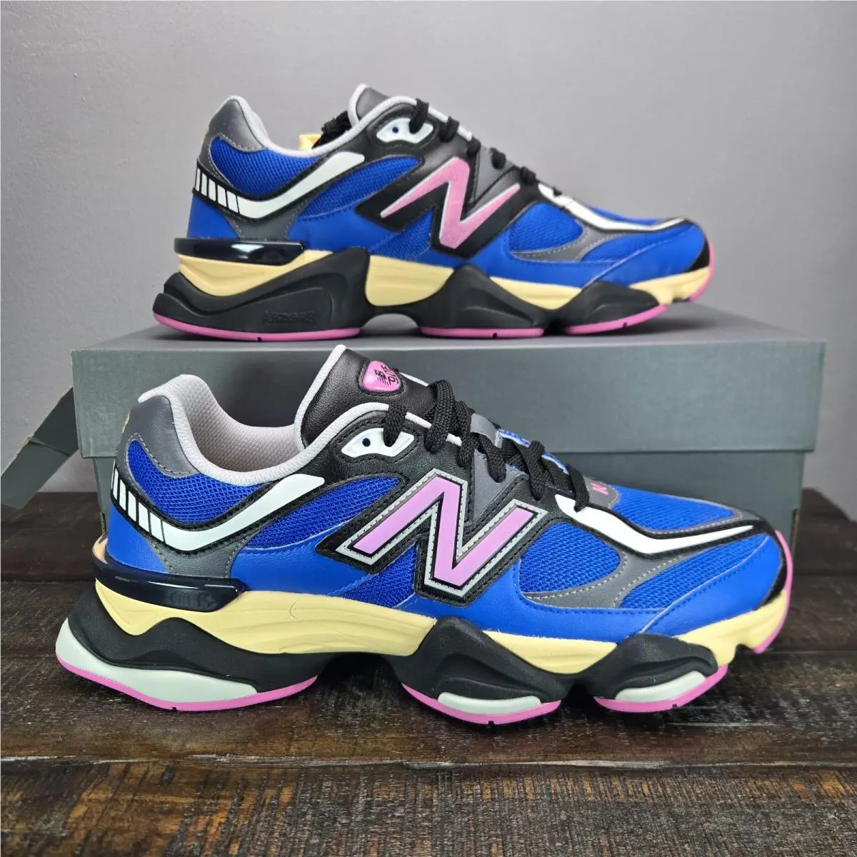 New Balance 9060 Mens Size 10 Running Shoe Blue Oasis Real Pink Black U9060BPO