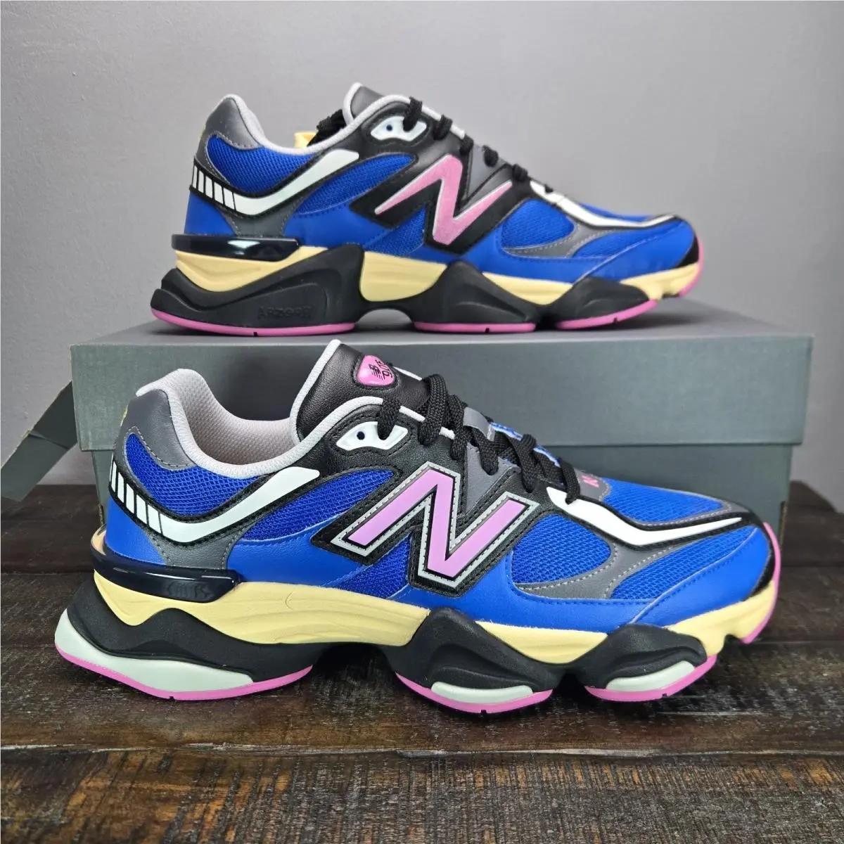 New Balance 9060 Mens Size 11.5 Running Shoe Blue Oasis Real Pink Black U9060BPO