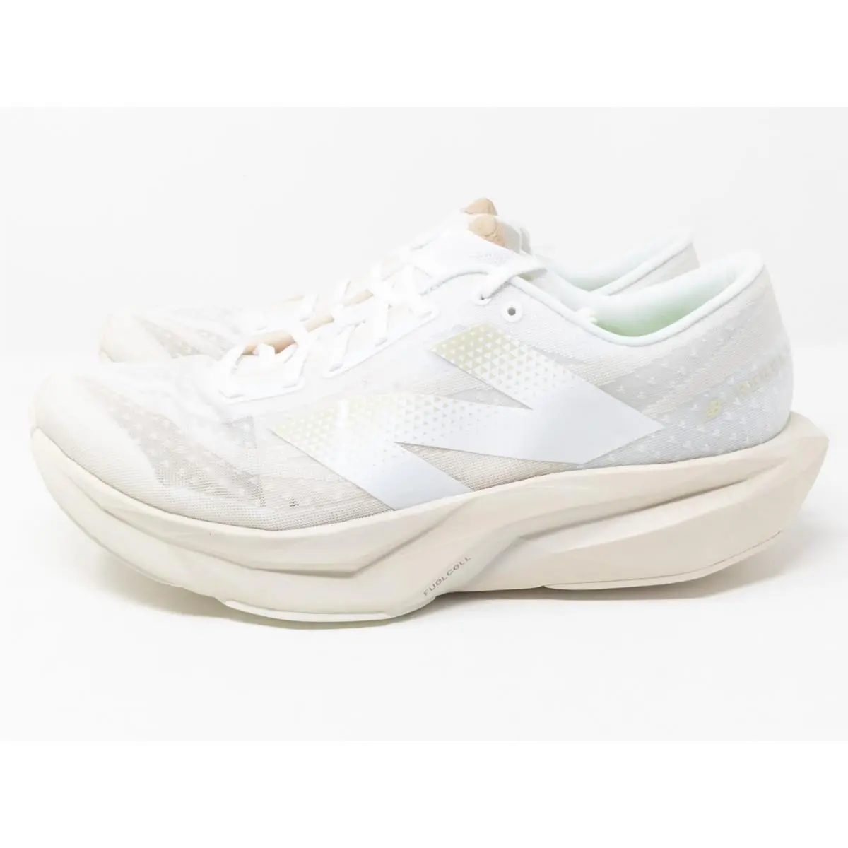 New Balance shoes - New Balance FuelCell Rebel v4 - MFCXLJ4 - Beige 1