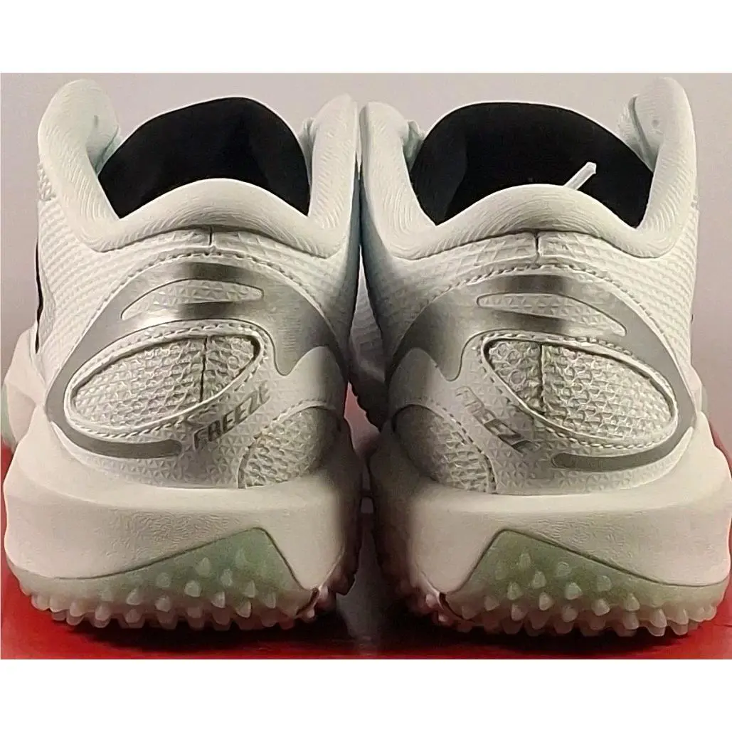 New Balance shoes - New Balance FREEZTW5 - White 4