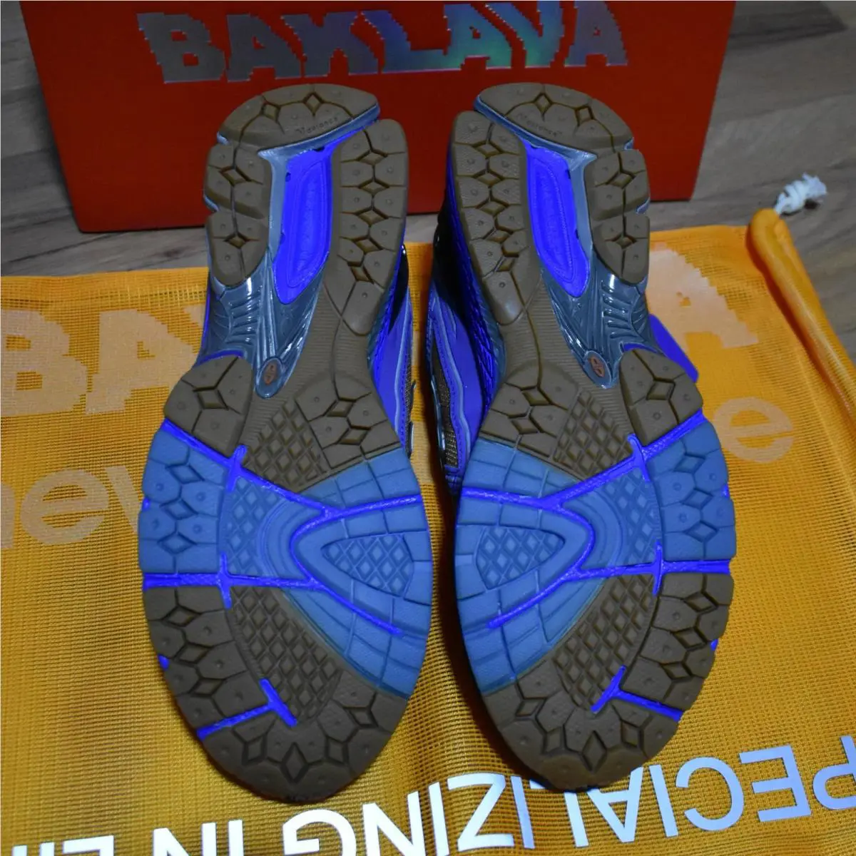 New Balance shoes - New Balance 1906R - M1906R0N - Blue 5