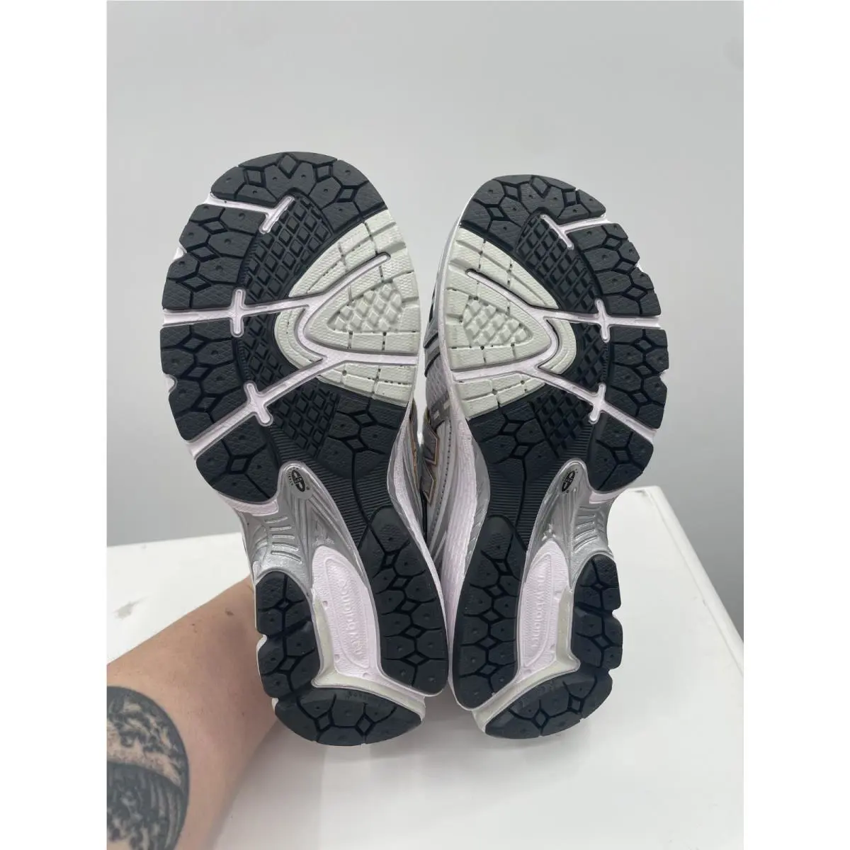 New Balance shoes - New Balance 1906R - 1906RI - Silver 7