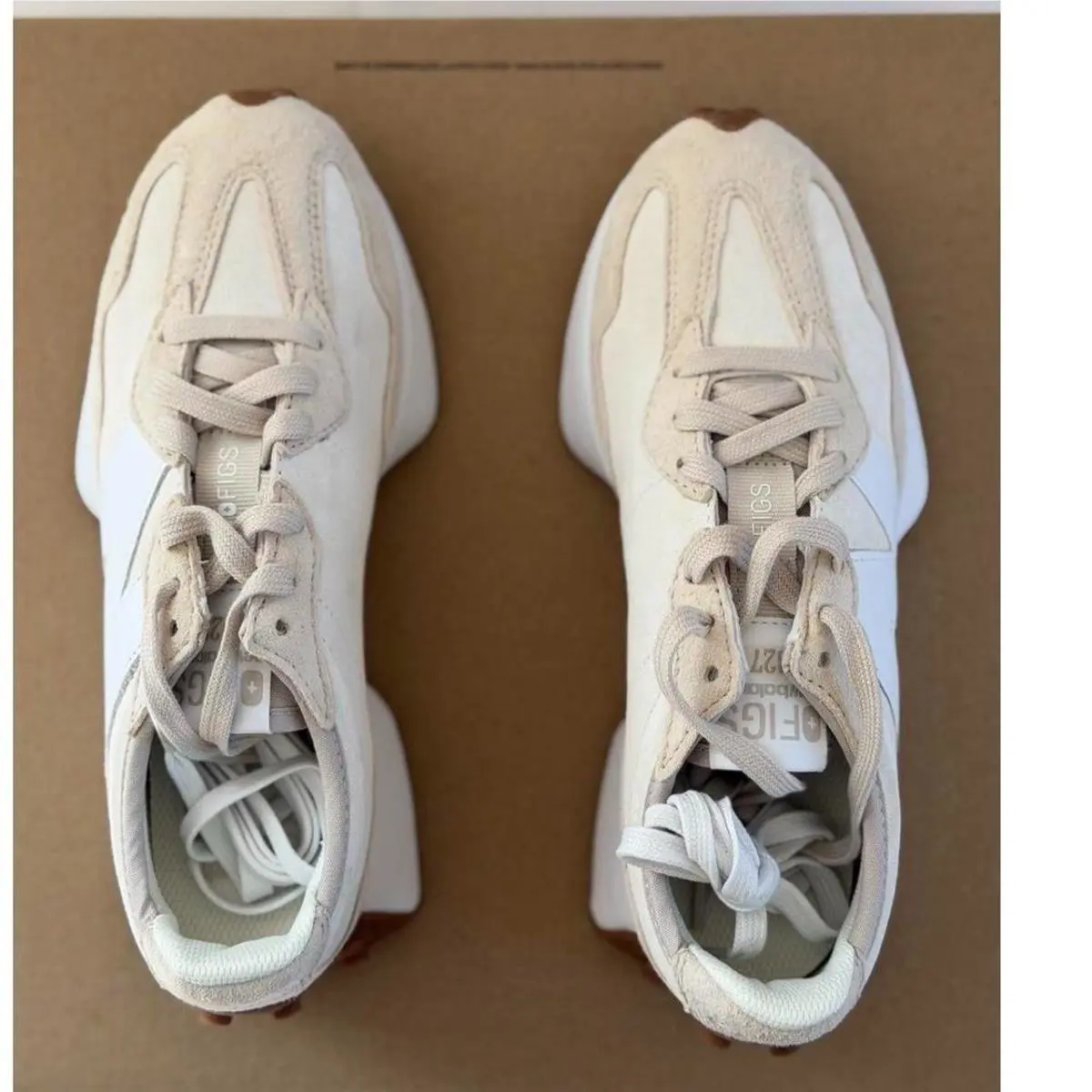 New Balance shoes - Cream 3
