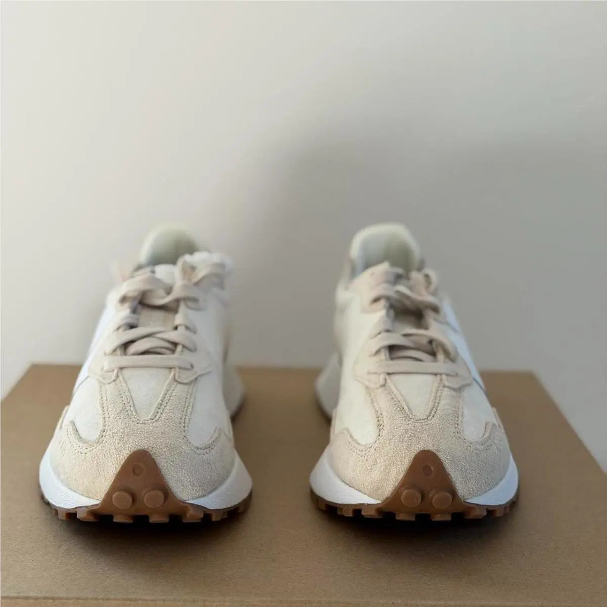 New Balance shoes - Cream 6