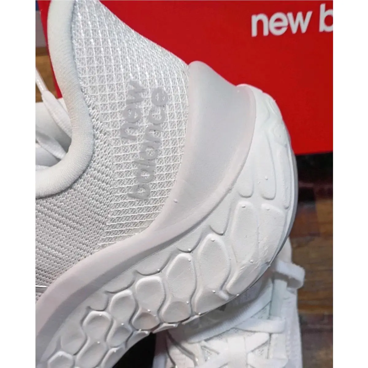 New Balance shoes - New Balance Fresh Foam X Kaiha Road - WKAIRCW1 - White 8
