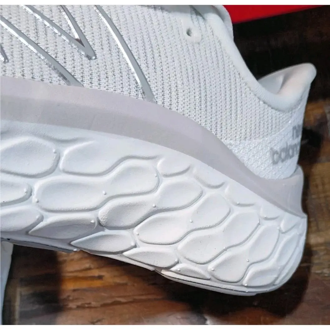 New Balance shoes - New Balance Fresh Foam X Kaiha Road - WKAIRCW1 - White 5