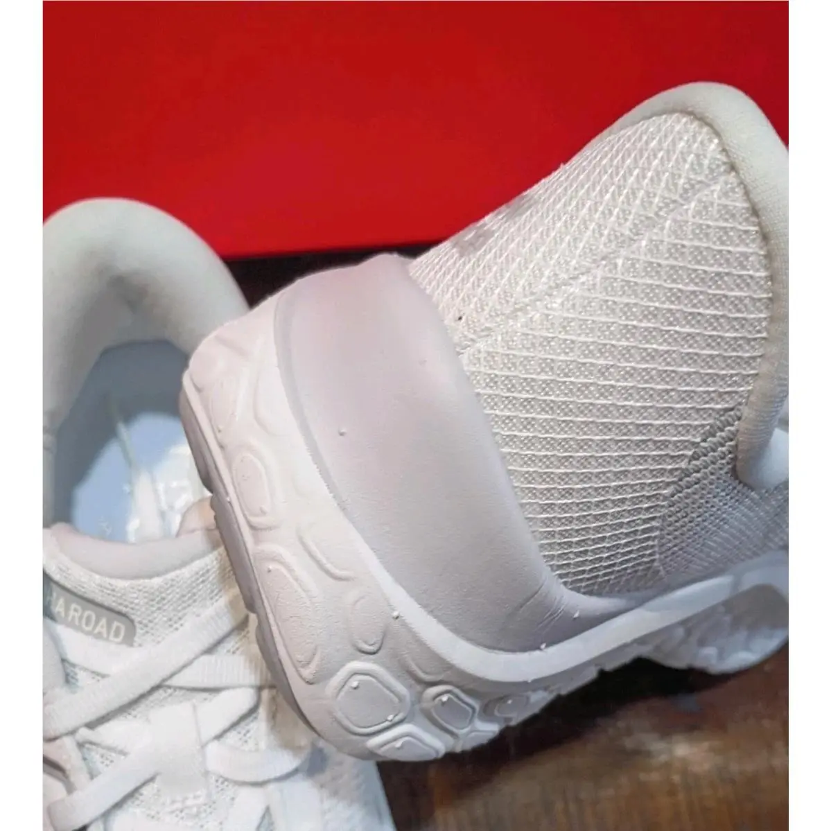 New Balance shoes - New Balance Fresh Foam X Kaiha Road - WKAIRCW1 - White 6
