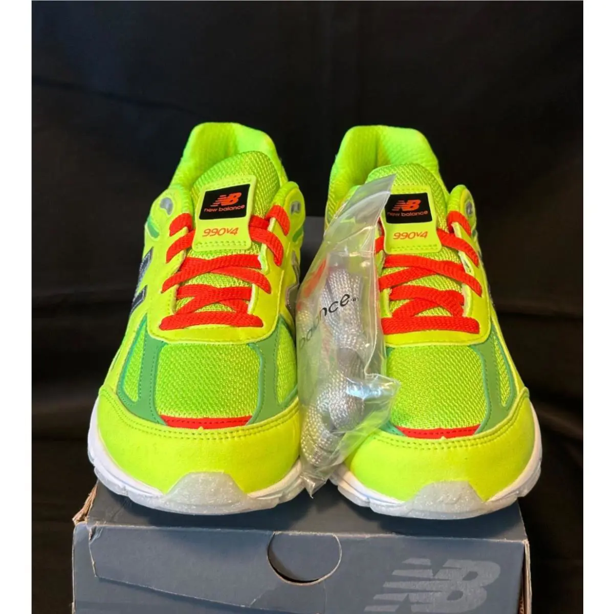 New Balance shoes - New Balance 990V4 - Green 2