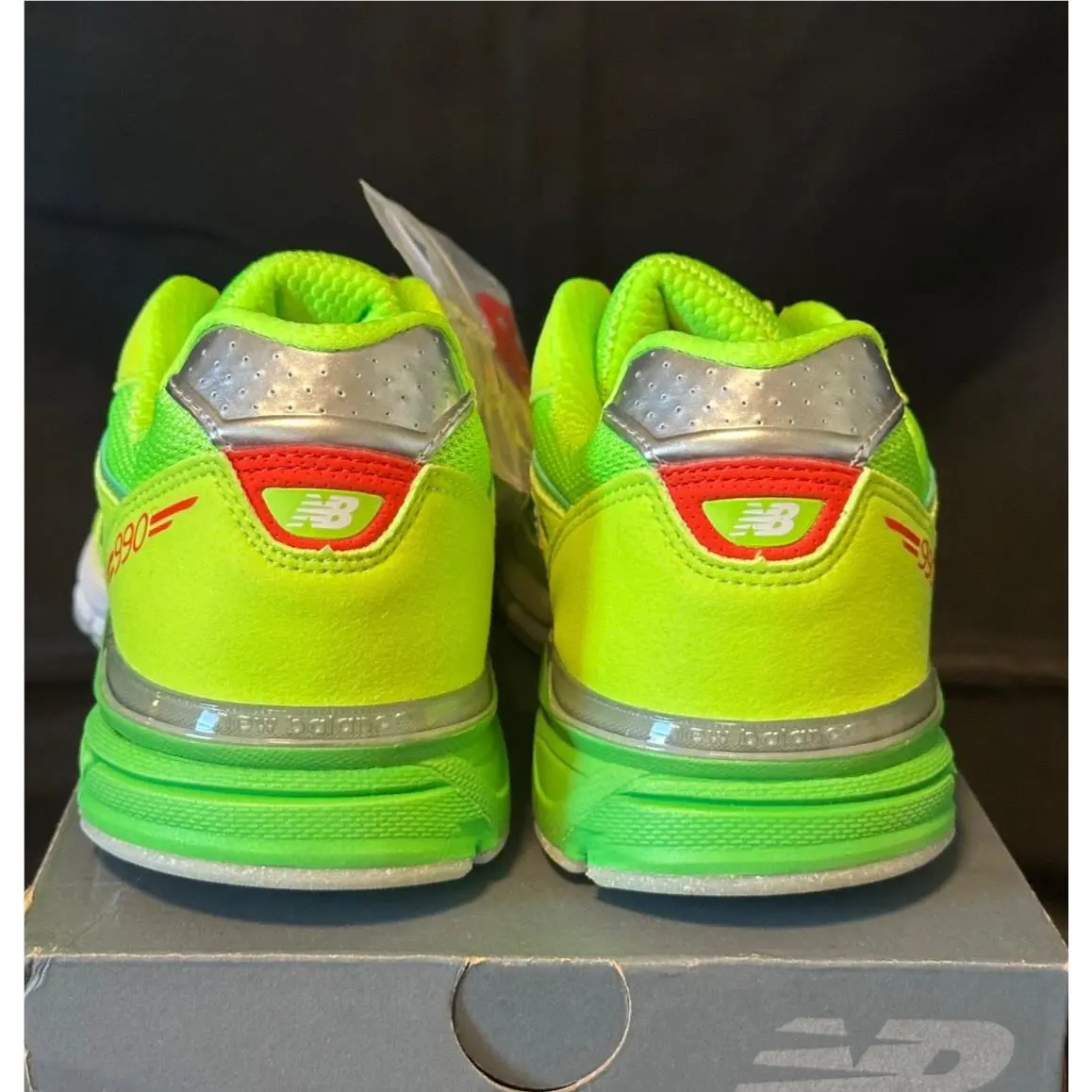 New Balance shoes - New Balance 990V4 - Green 3