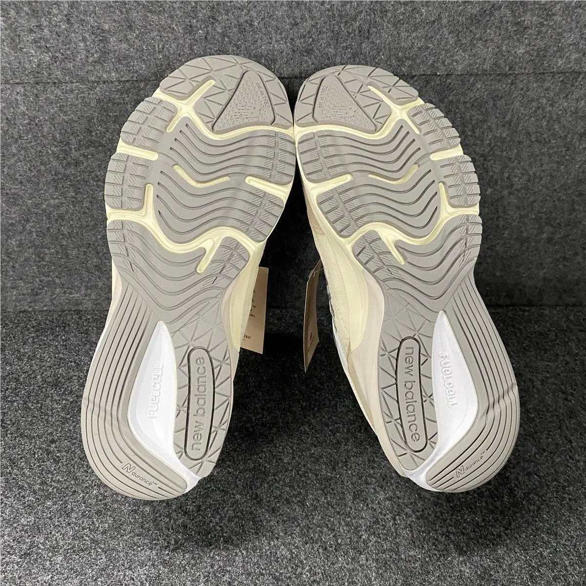 New Balance shoes - VS176889 - vs-176889 - Beige (UPC: 400002775478) 3