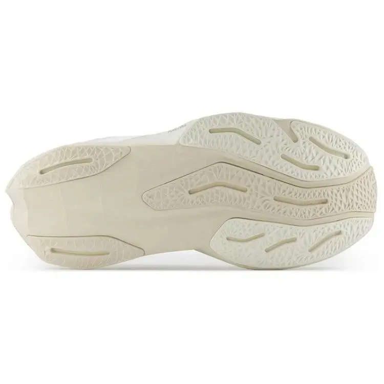New Balance shoes - New Balance FuelCell Rebel - FuelCell Rebel - WFCXLJ4 - White 1