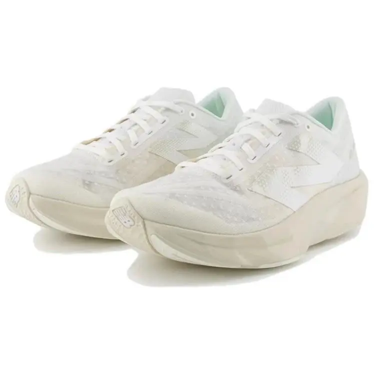 New Balance shoes - New Balance FuelCell Rebel - FuelCell Rebel - WFCXLJ4 - White 3