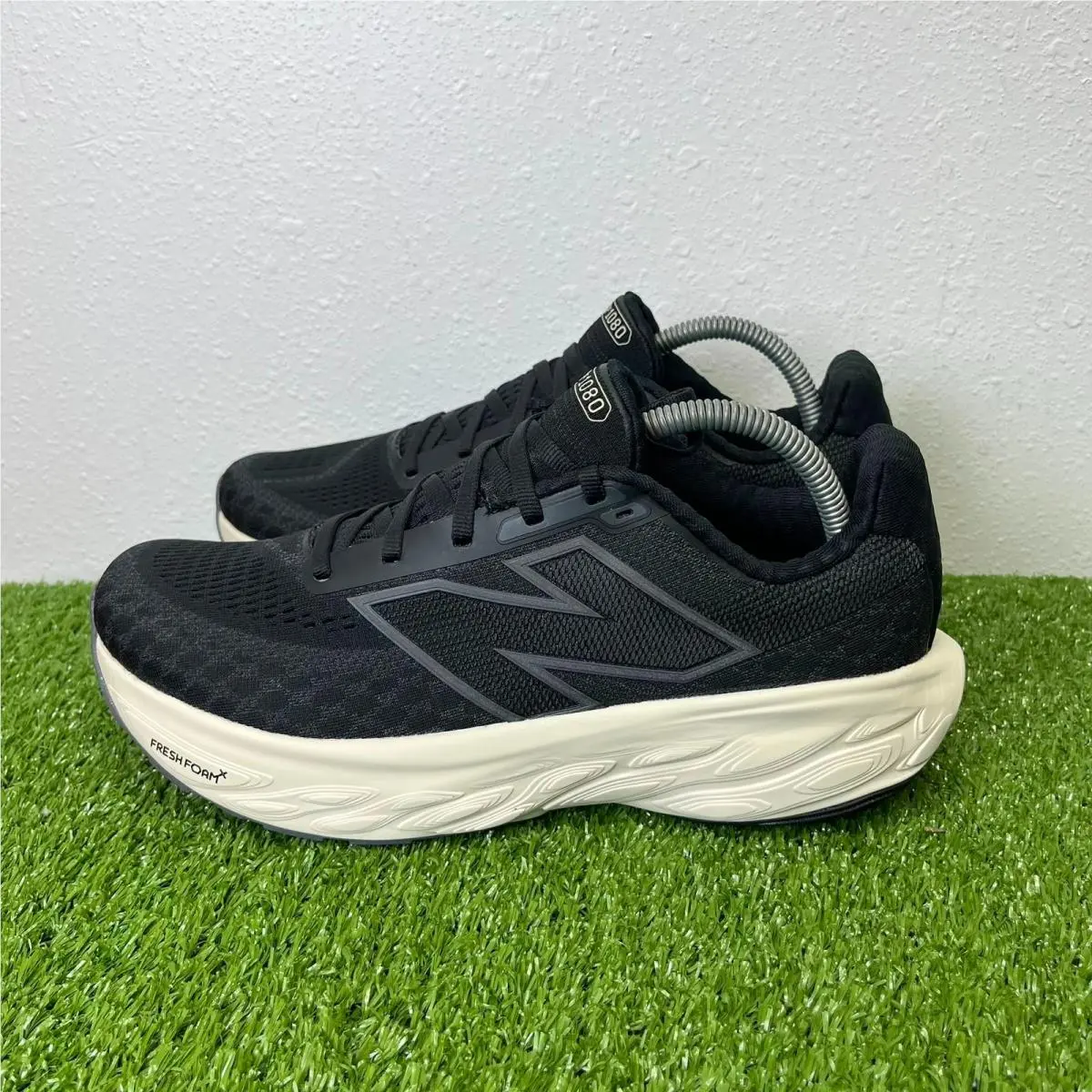 New Balance Fresh Foam X 1080v14 Sneakers Women 9.5 Black W1080B14 Athleisure