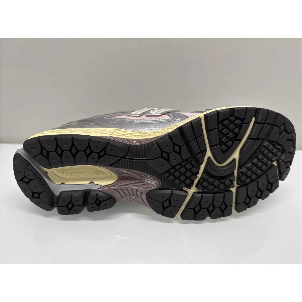 New Balance shoes - New Balance 1906R - U1906RNF - Pink 4
