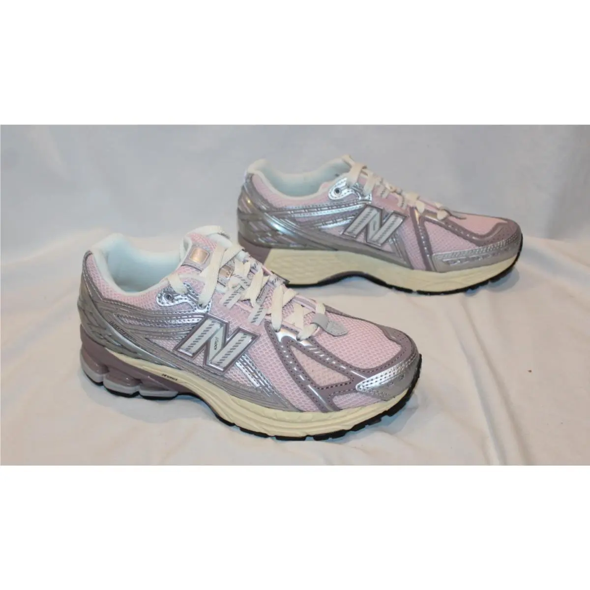 New Balance 1906R Men`s 5.5 Women`s 7 Pink Gray Athletic Sneakers New