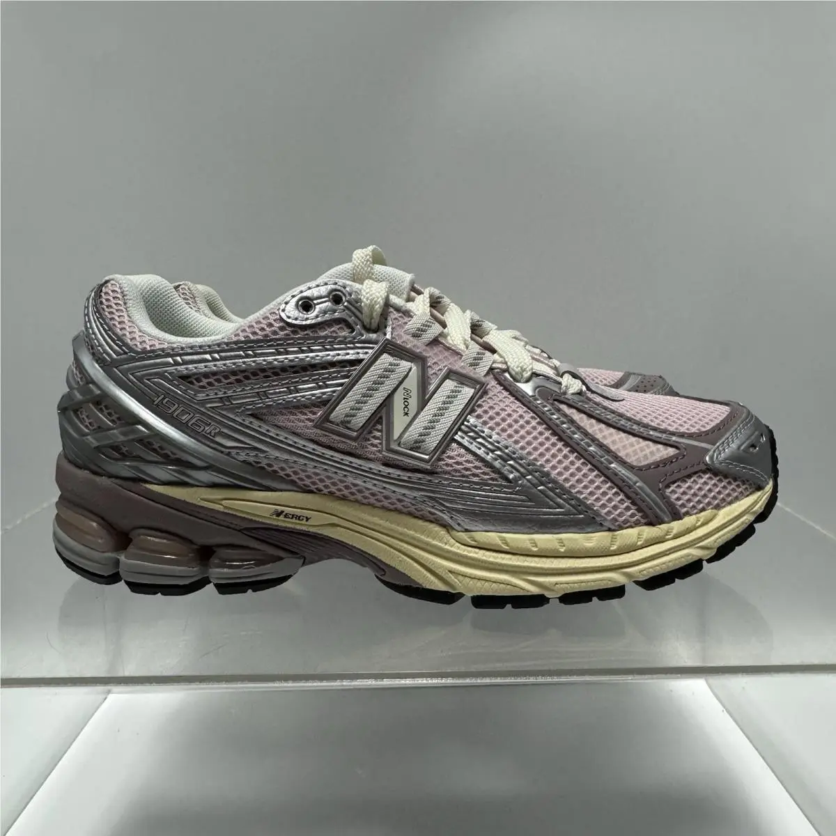 New Balance shoes - New Balance 1906R - U1906RNF - Pink 0
