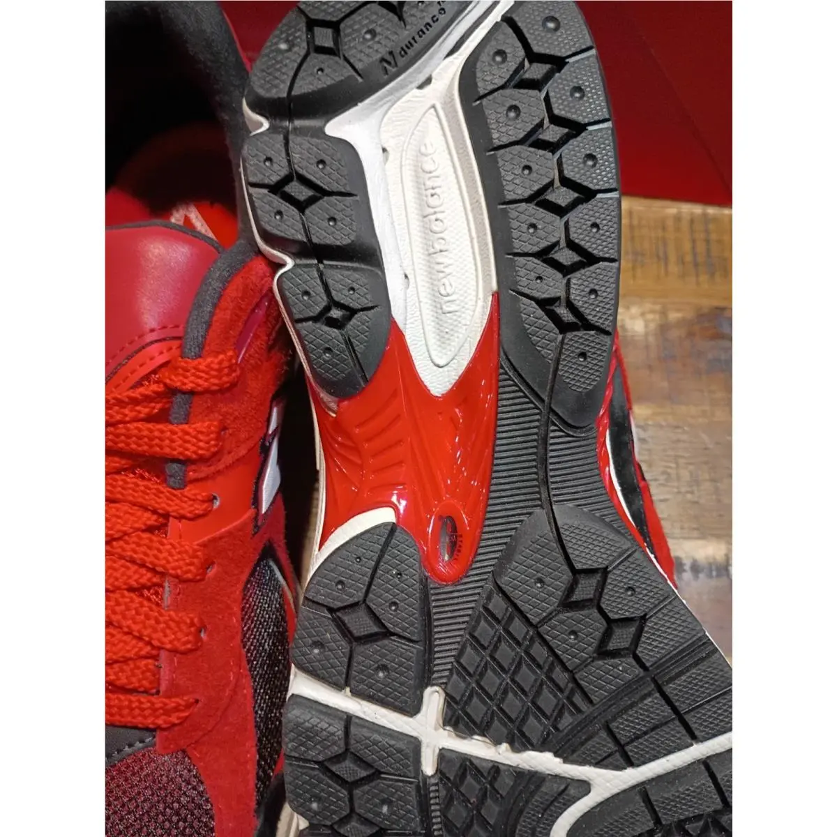 New Balance shoes - New Balance 2002 R - U2002RZA - Red 9