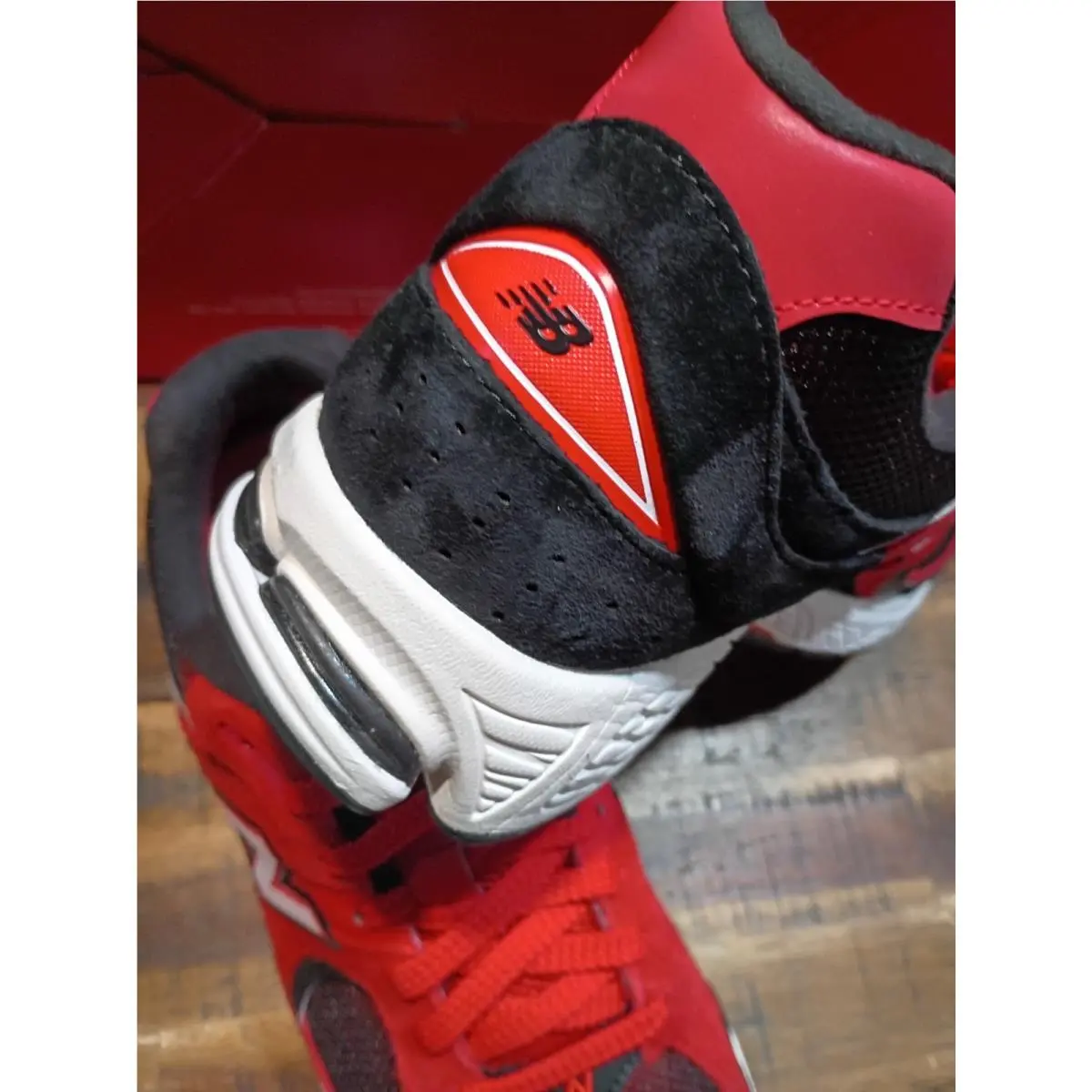New Balance shoes - New Balance 2002 R - U2002RZA - Red 11