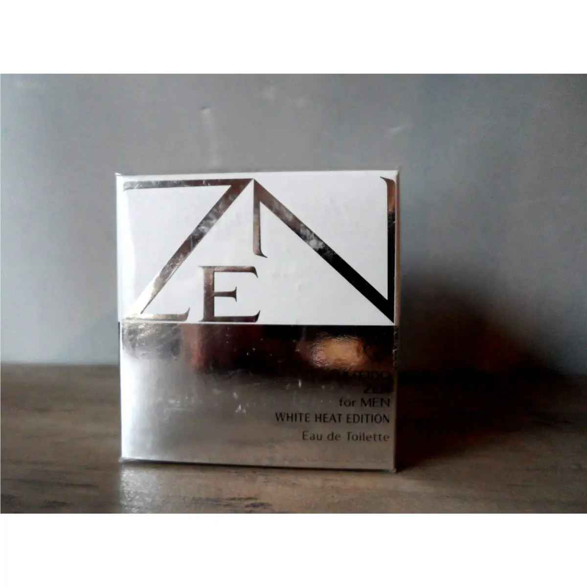 Shiseido Zen Men White Heat Edition Edt Spray 1.6 oz / 50 ml
