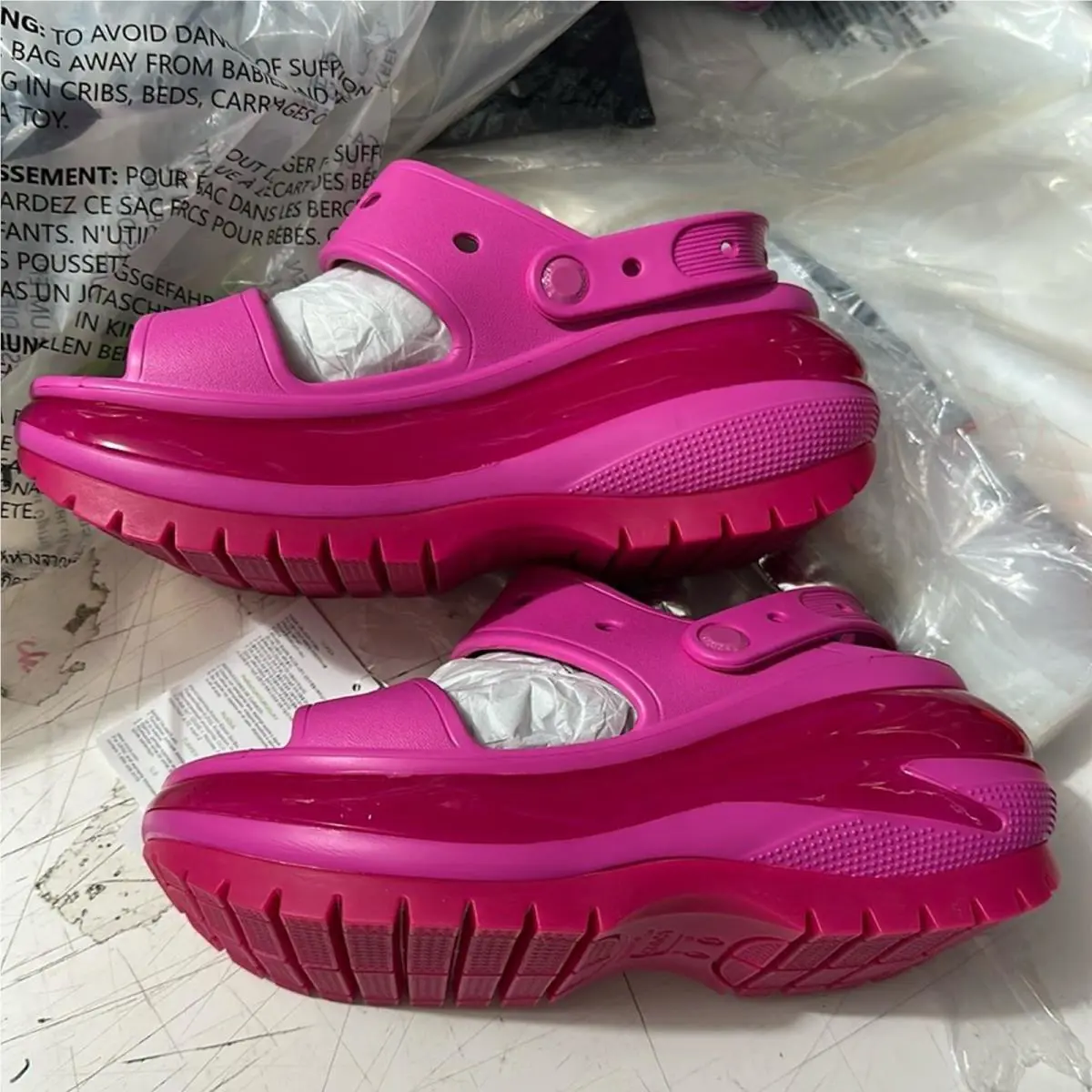 Crocs shoes - Pink 2