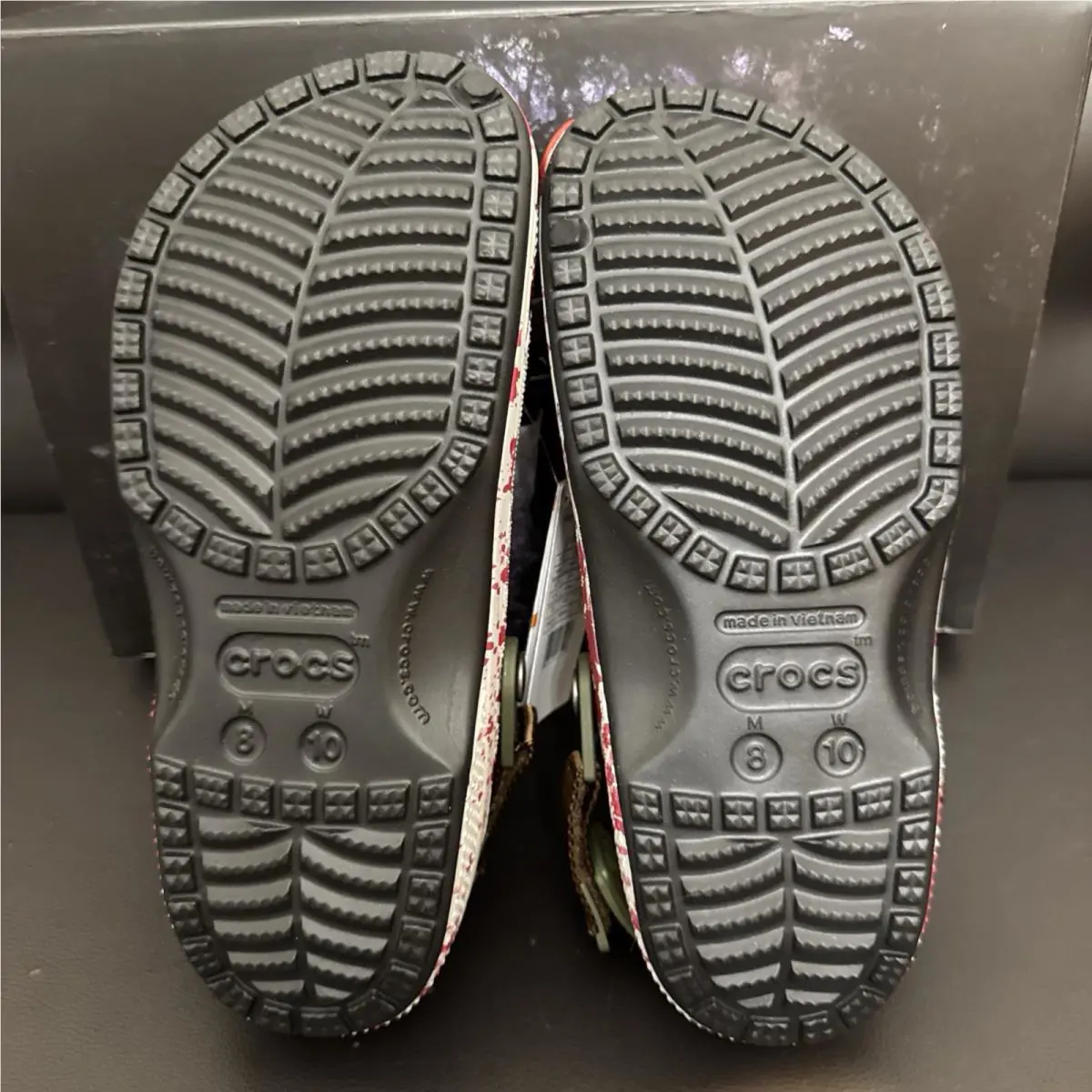 Crocs shoes - Crocs Classic - Classic - Red (UPC: 0198445266935) 7