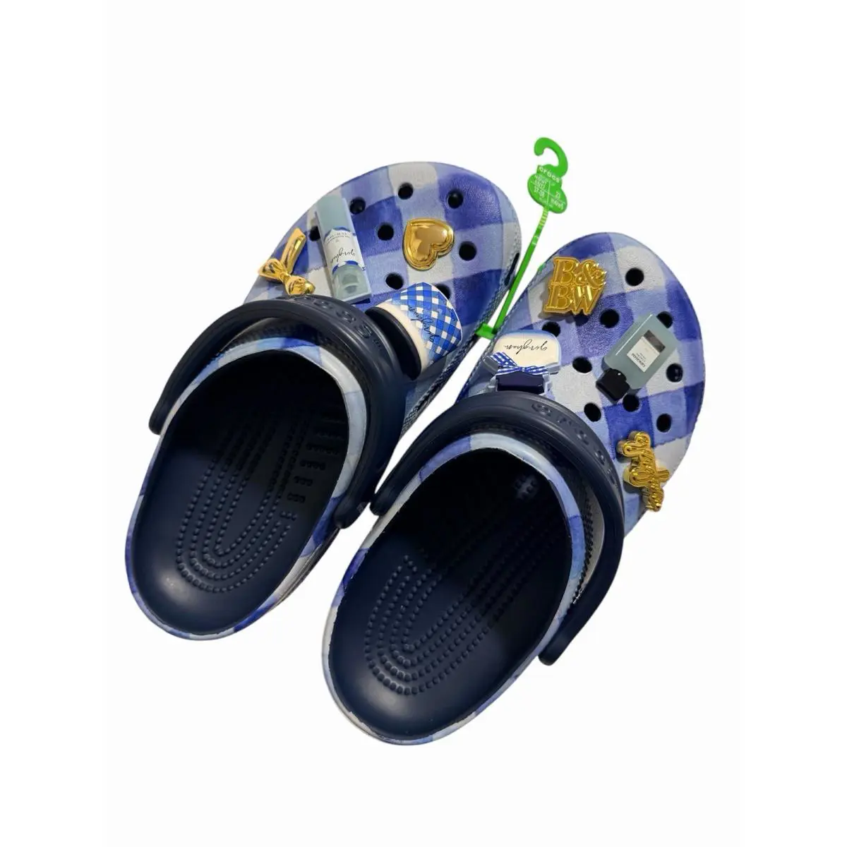 Bath Body Works Gingham Crocs Clogs Footwear US W7 M5 with 8 Jibbitz Charms