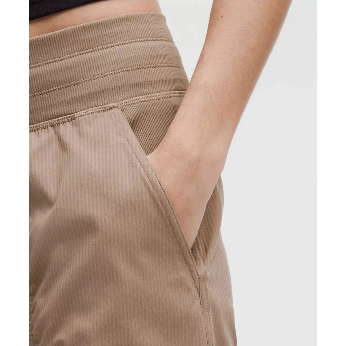Lululemon clothing - Beige 2