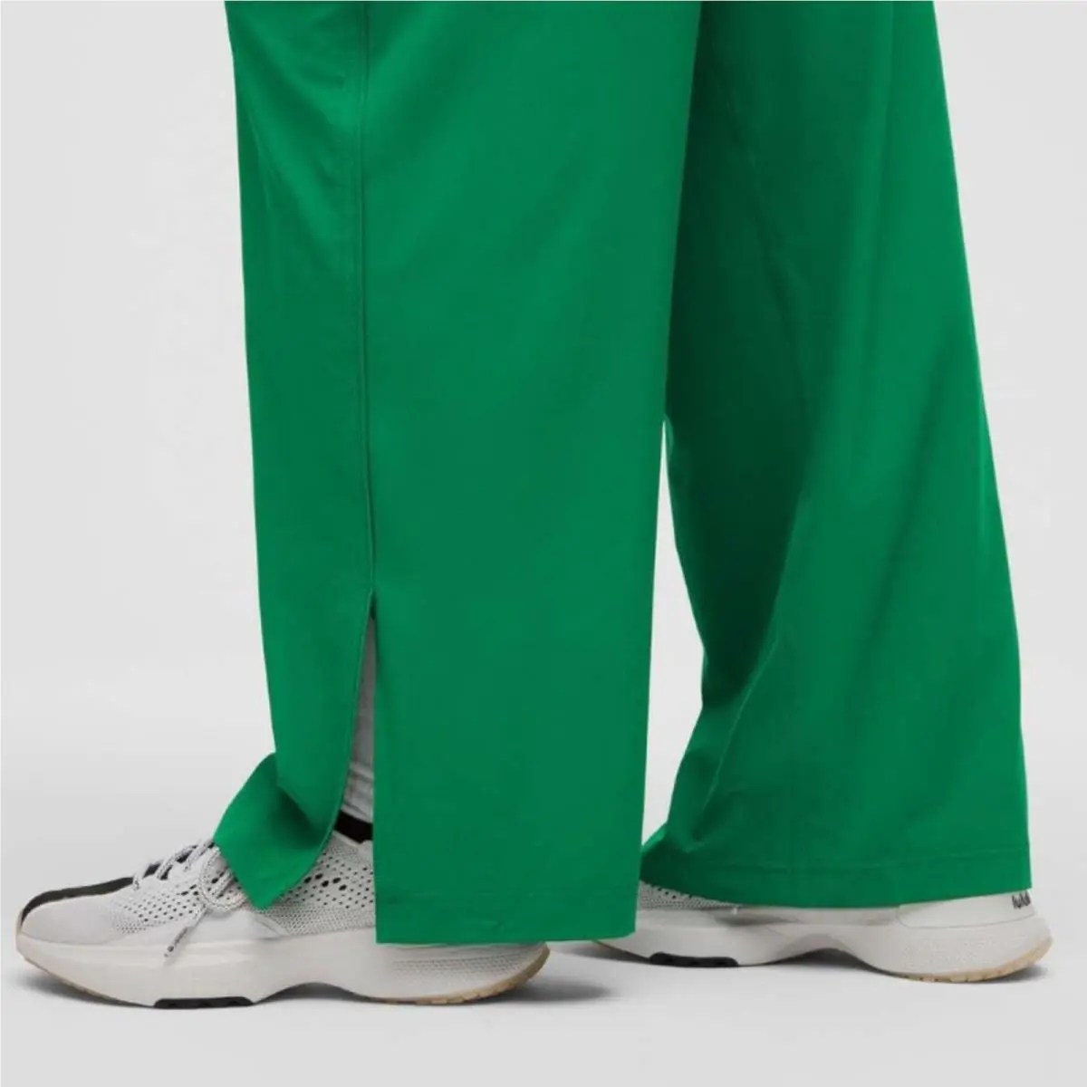 Lululemon clothing - Green 1