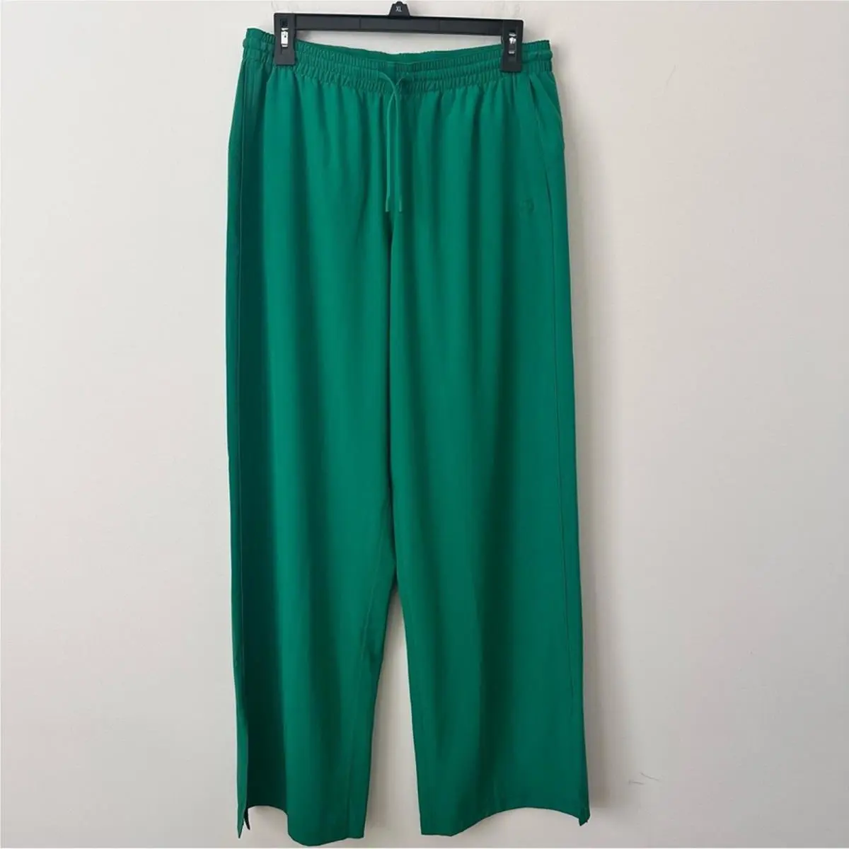 Lululemon clothing - Green 2